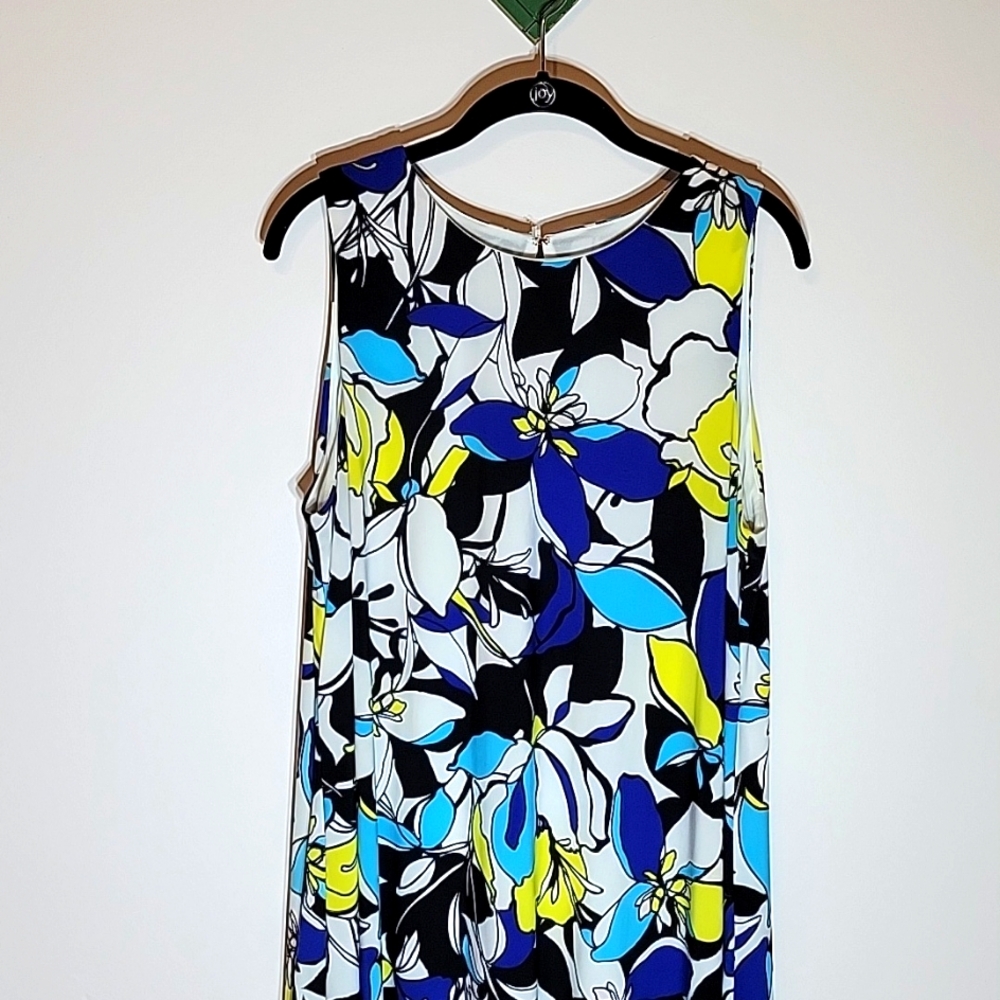 Anne Klein lined dress size XL